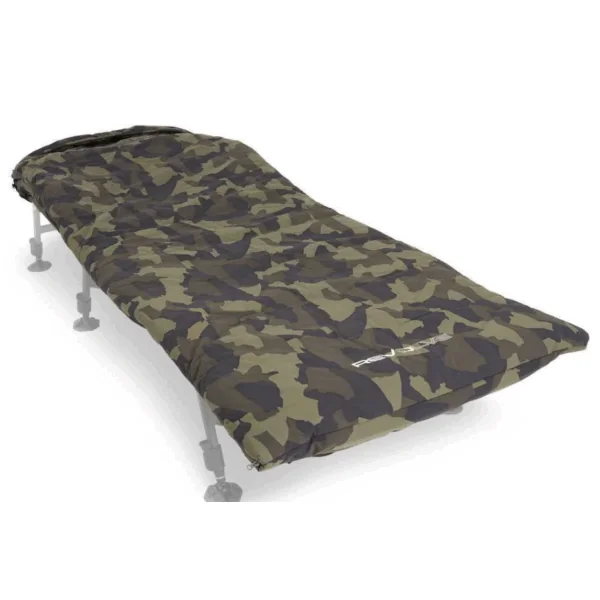 Avid Carp Saco Revolve Standar