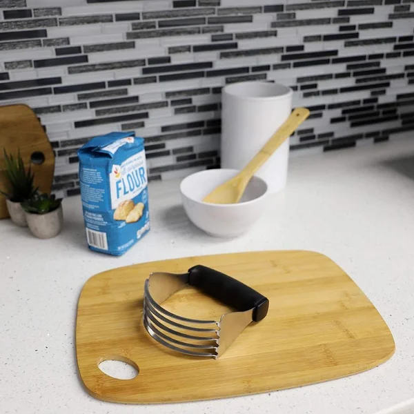 Dough Blender & Pastry Cutter Home Basics - Imagen 2