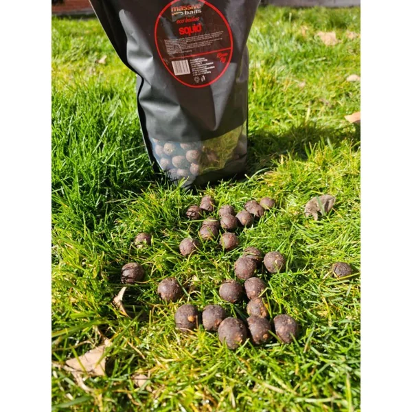 Massive Baits Eco Boilies Squid 18mm 1kg