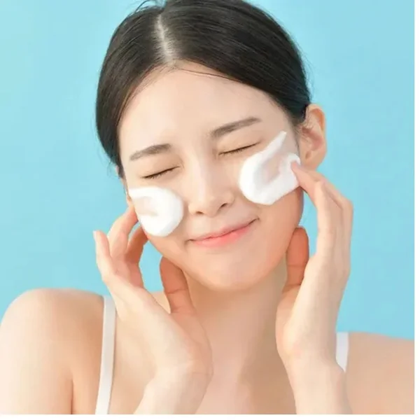 Round Lab 1025 Dokdo Bubble Foam 150ml - Imagen 2